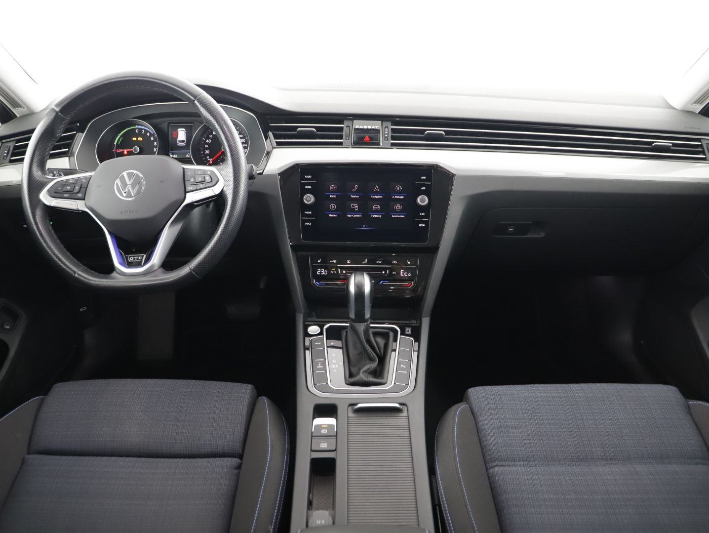 VW Passat Variant 1.4 TSI  GTE | Bild 12 von 27