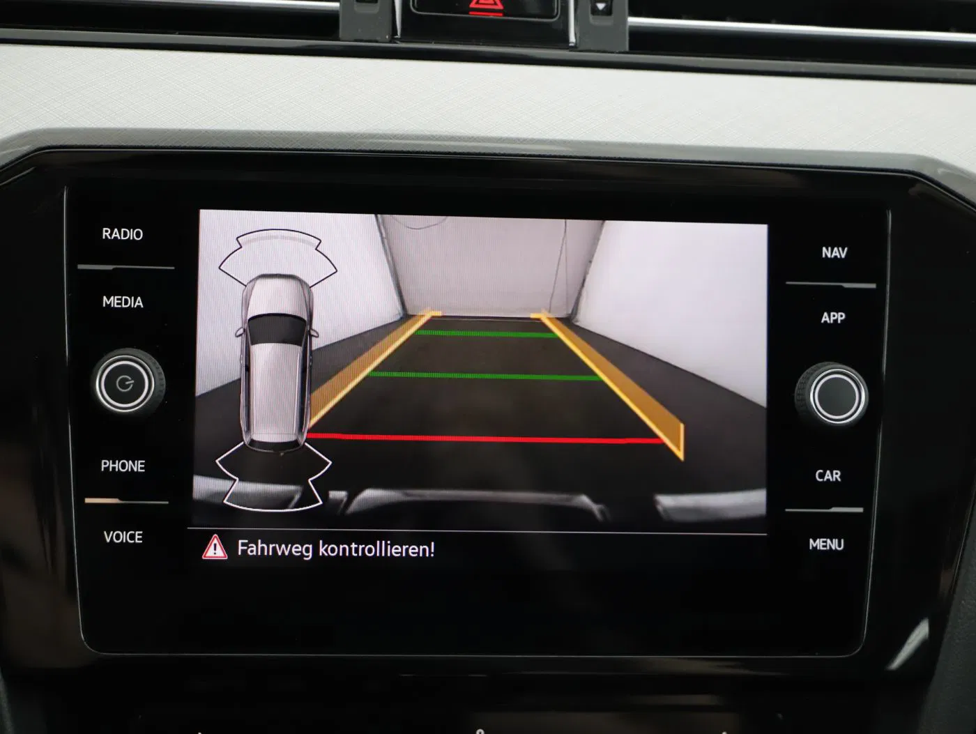 VW Passat Variant 1.4 TSI GTE | Bild 19 von 27