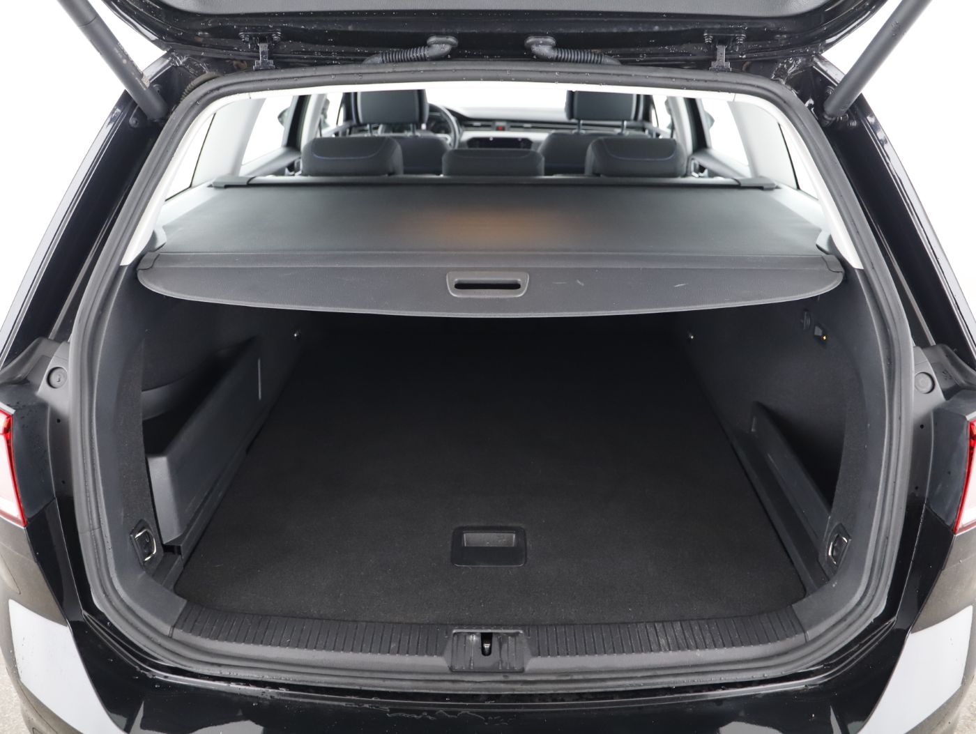 VW Passat Variant 1.4 TSI  GTE | Bild 23 von 27
