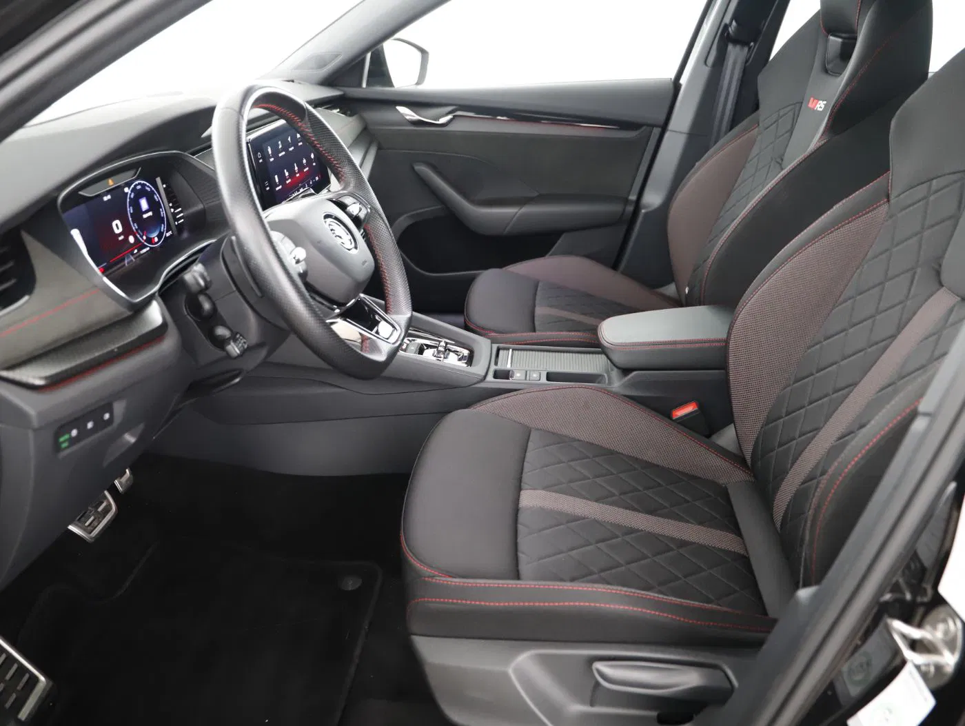 Skoda Octavia Combi 2.0 TDI 4x4 RS | Bild 10 von 24