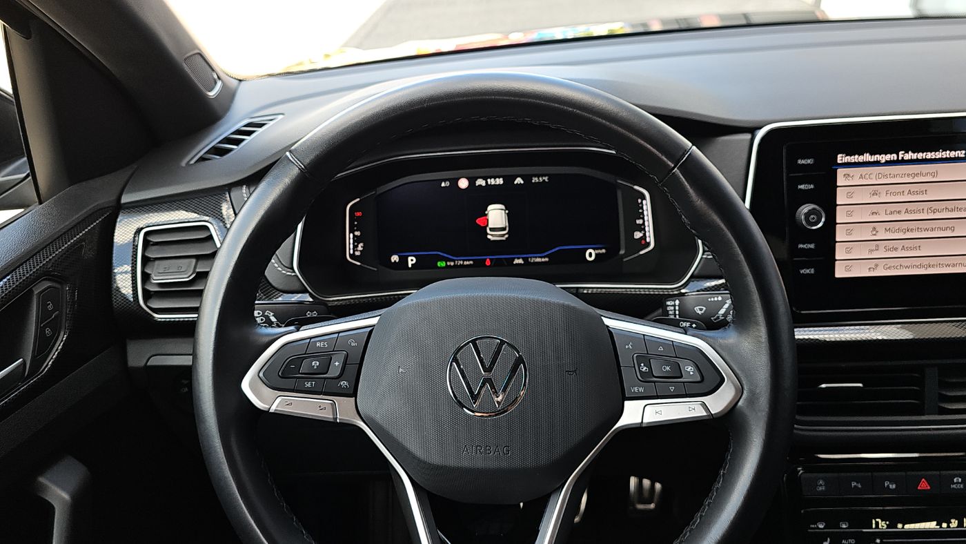 VW T-Cross 1.0 TSI DSG R-Line | Bild 12 von 21