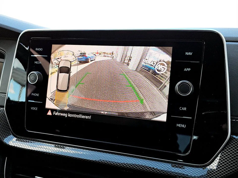 VW T-Cross 1.0 TSI DSG R-Line | Bild 17 von 21