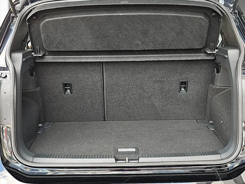 VW T-Cross 1.0 TSI DSG R-Line | Bild 21 von 21