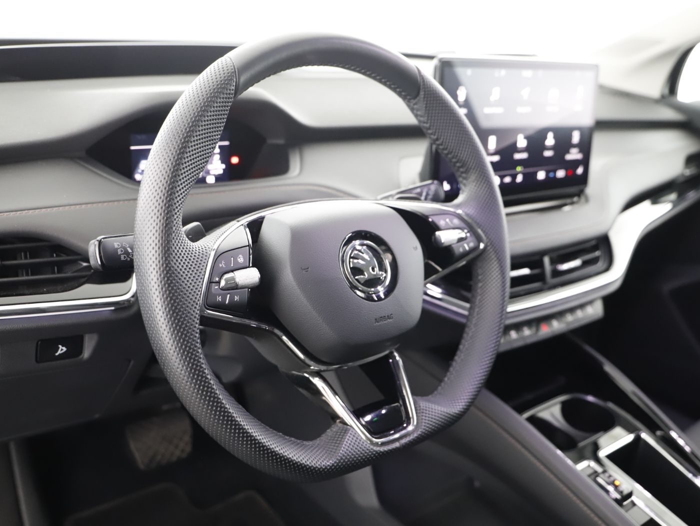 Skoda Enyaq iV 80 x Suite | Bild 11 von 28