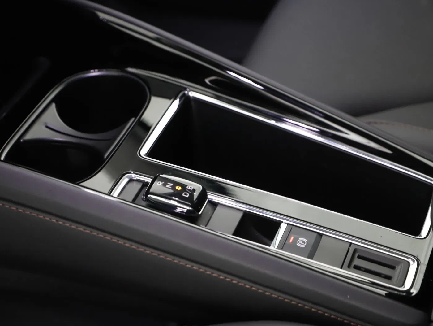 Skoda Enyaq iV 80 x Suite | Bild 12 von 28