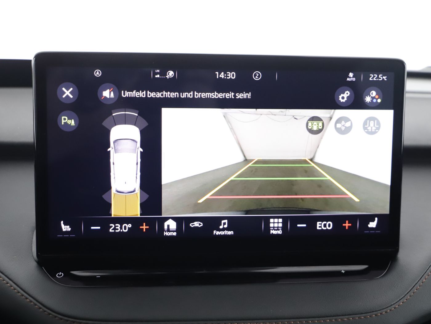 Skoda Enyaq iV 80 x Suite | Bild 16 von 28