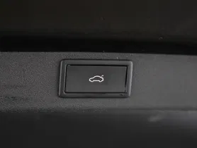Skoda Enyaq iV 80 x Suite | Thumbnail 25 von 28