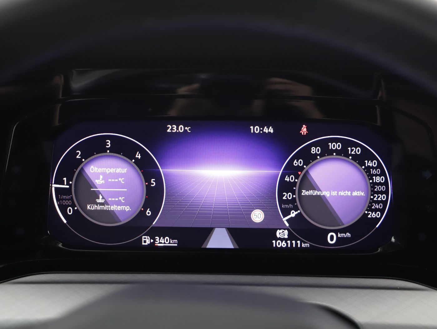 VW Golf VIII Variant 2.0 TDI Life | Bild 12 von 23