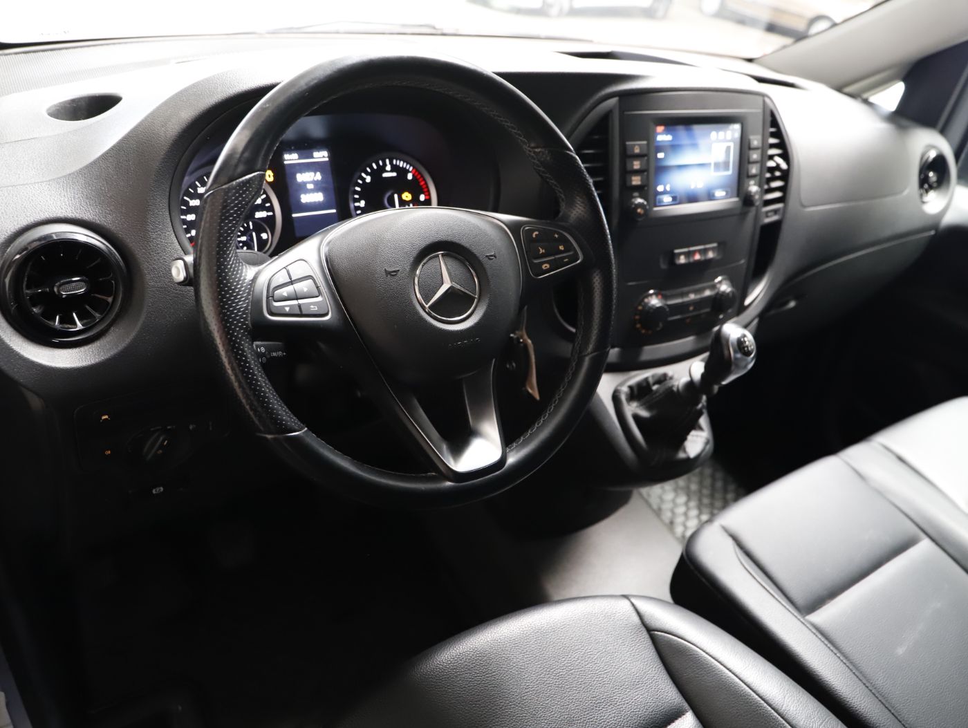 Mercedes-Benz Vito Kasten 116 CDI Base RWD Lang | Bild 8 von 26