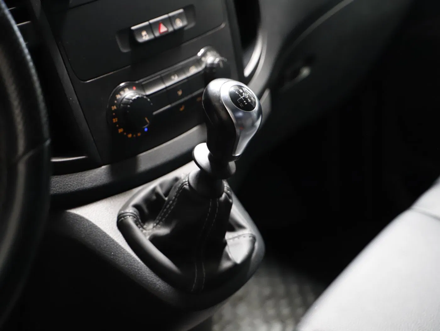 Mercedes-Benz Vito Kasten 116 CDI Base RWD Lang | Bild 10 von 26