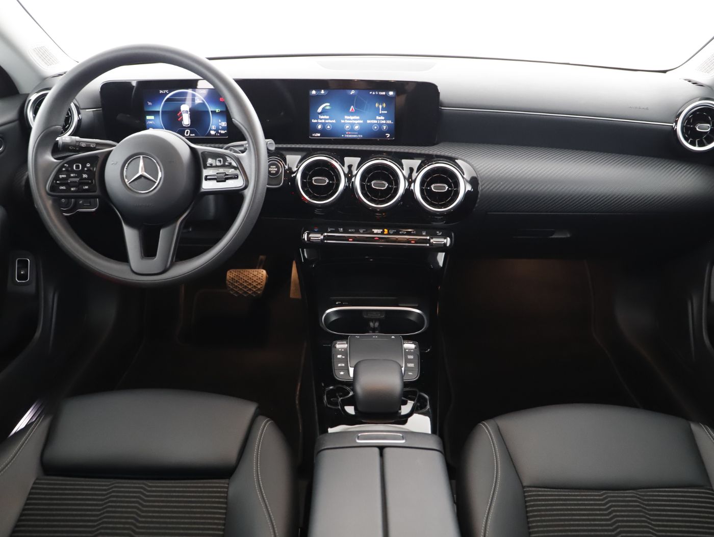 Mercedes-Benz CLA 250 e Shooting Brake Style | Bild 11 von 26
