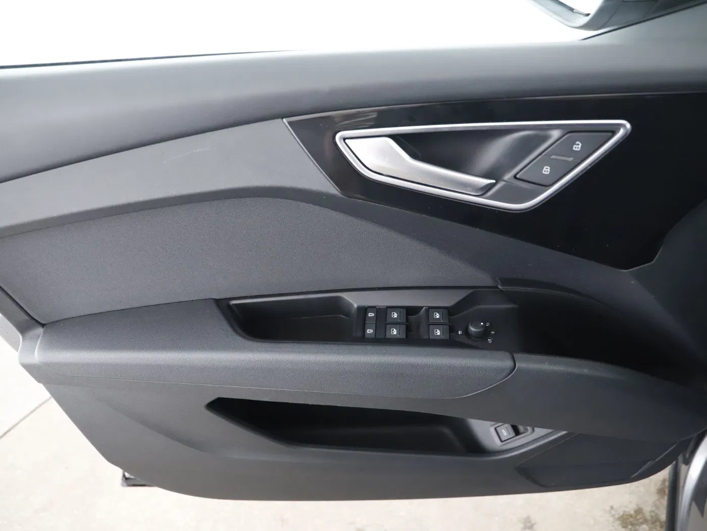Audi Q4 45 e-tron SB quattro 210 kW | Bild 7 von 25