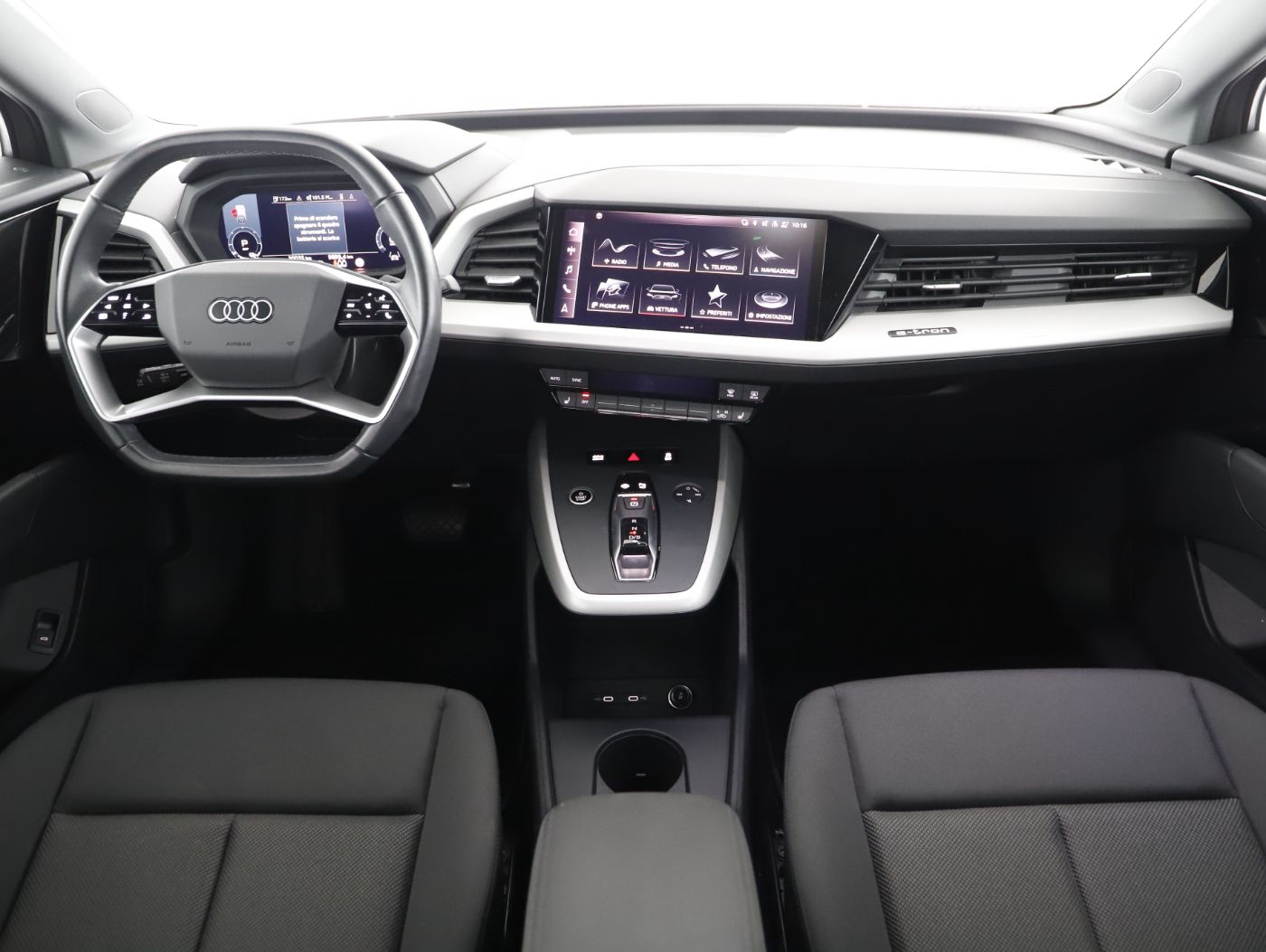 Audi Q4 45 e-tron SB quattro 210 kW | Bild 11 von 25
