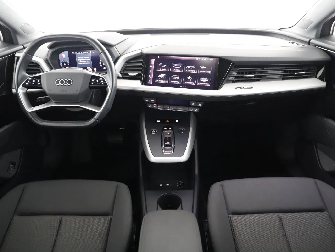 Audi Q4 45 e-tron SB quattro 210 kW | Bild 11 von 25