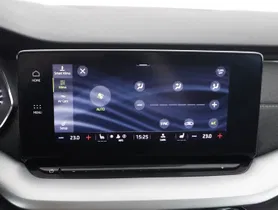 Skoda Octavia Combi 2.0 TDI | Thumbnail 19 von 24