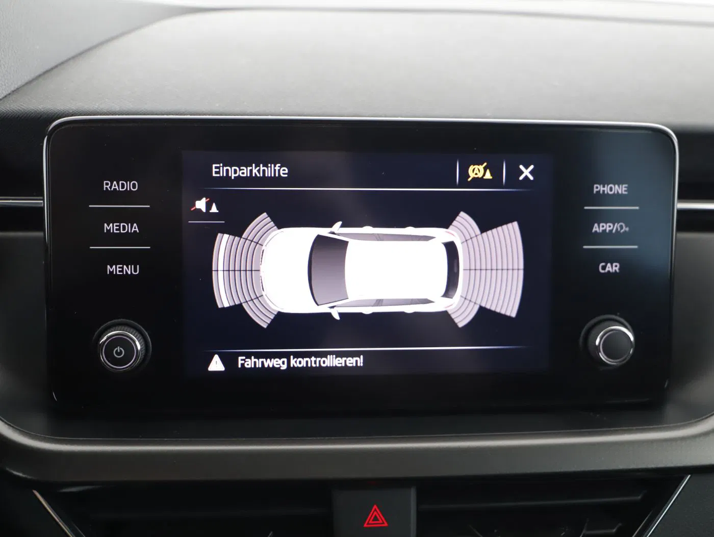 Skoda Kamiq 1.0 TSI Ambition | Bild 16 von 23