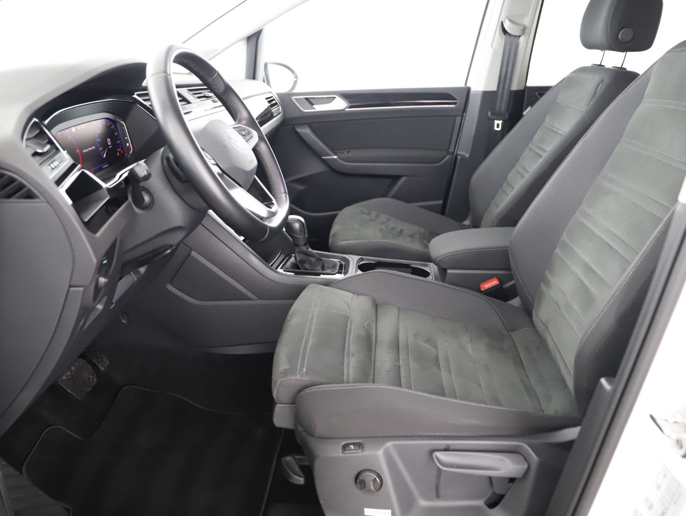 VW Touran 2.0 TDI | Bild 10 von 26