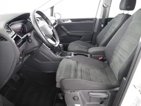 VW Touran 2.0 TDI | Thumbnail 10 von 26
