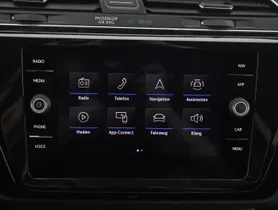 VW Touran 2.0 TDI | Thumbnail 16 von 26