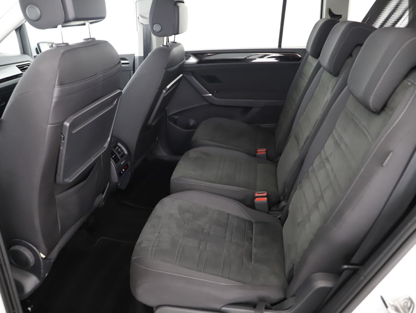 VW Touran 2.0 TDI | Bild 21 von 26
