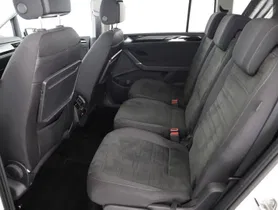 VW Touran 2.0 TDI | Thumbnail 21 von 26