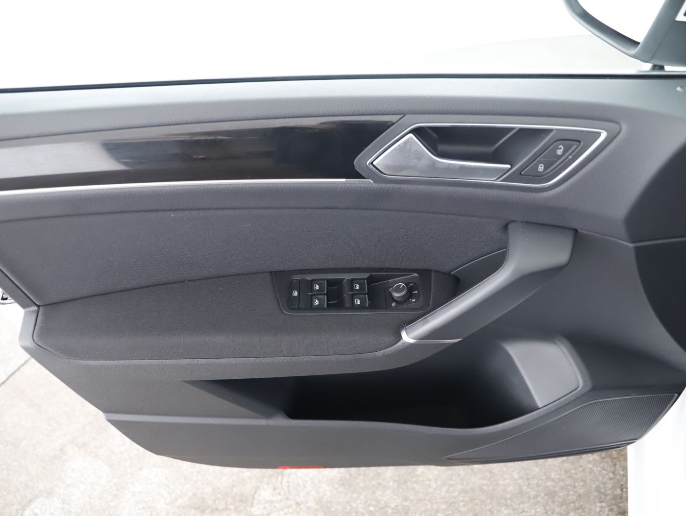 VW Touran 2.0 TDI | Bild 7 von 26