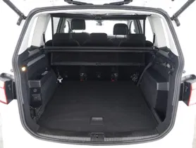 VW Touran 2.0 TDI | Thumbnail 22 von 26