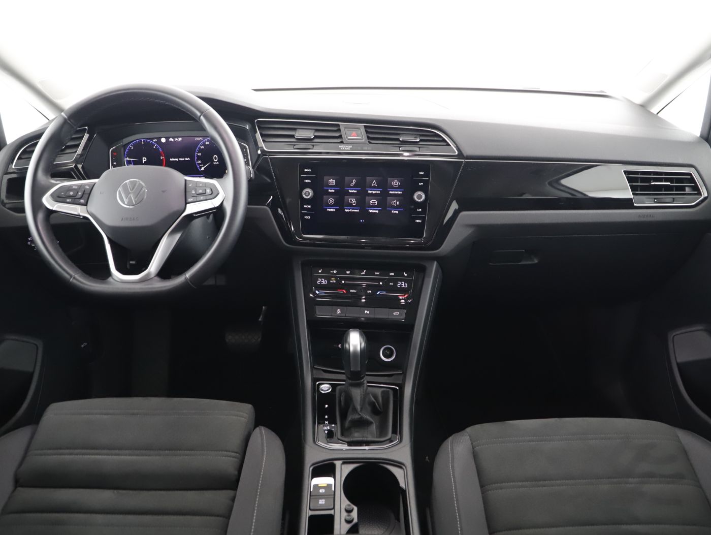 VW Touran 2.0 TDI | Bild 11 von 26