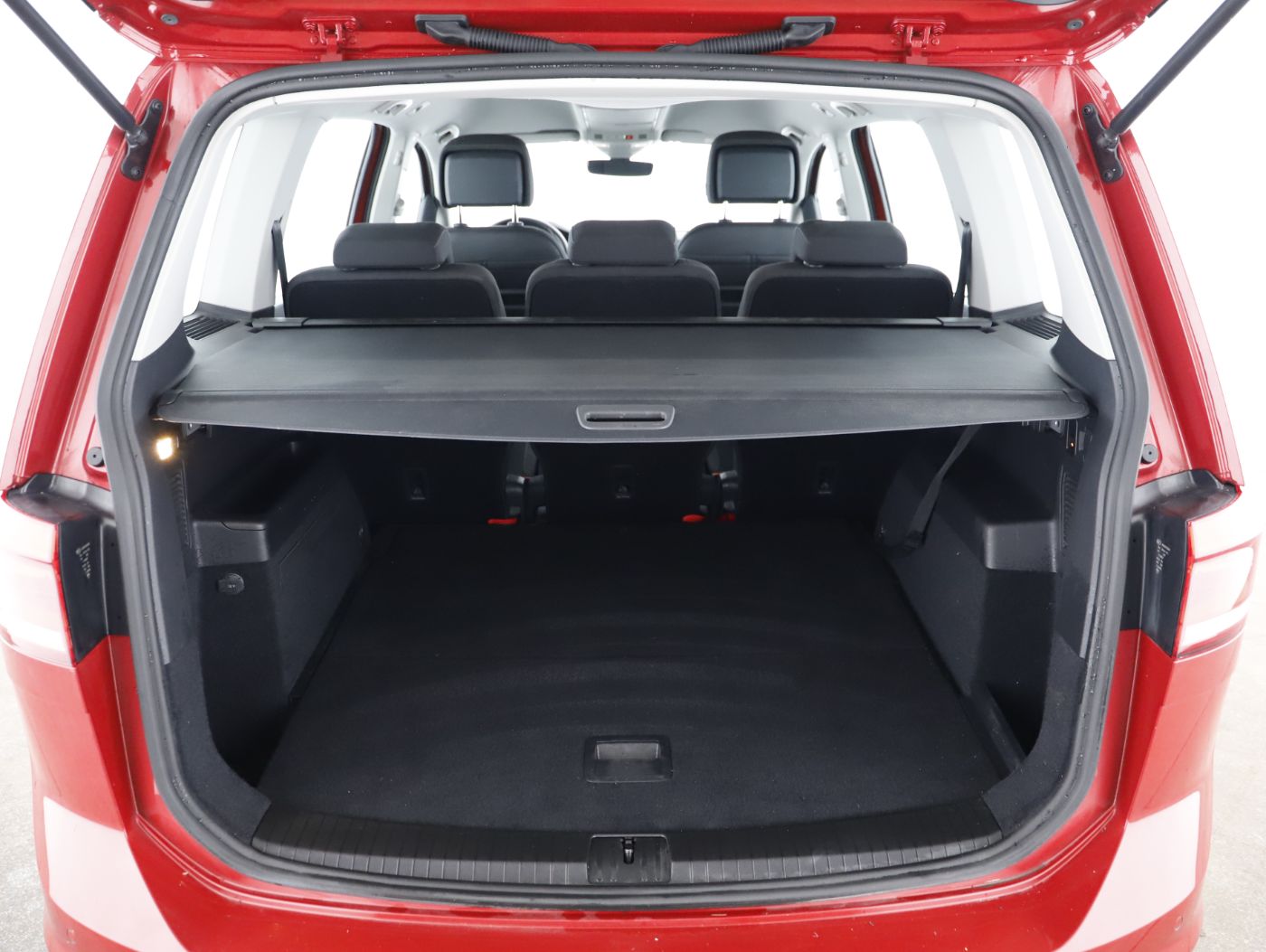 VW Touran 2.0 TDI BMT Comfortline | Bild 23 von 25