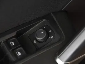 VW Touran 2.0 TDI BMT Comfortline | Thumbnail 9 von 25