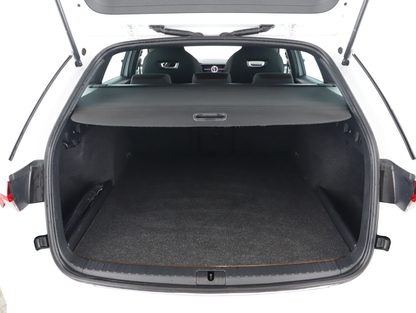 Skoda Octavia Combi 1.4 TSI RS iV | Bild 22 von 23