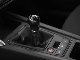 Seat Leon 2.0 TDI Reference | Thumbnail 10 von 22