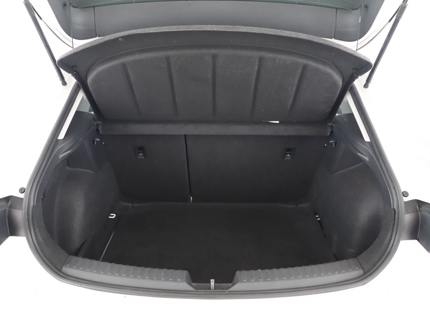 Seat Leon 2.0 TDI Reference | Bild 21 von 22