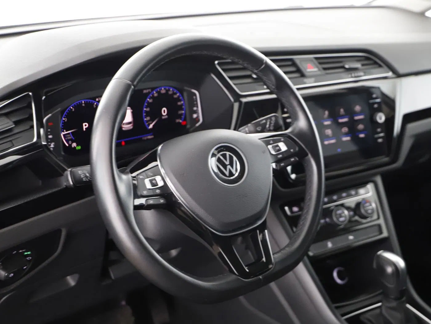 VW Touran 1.5 TSI BMT Highline | Bild 3 von 22