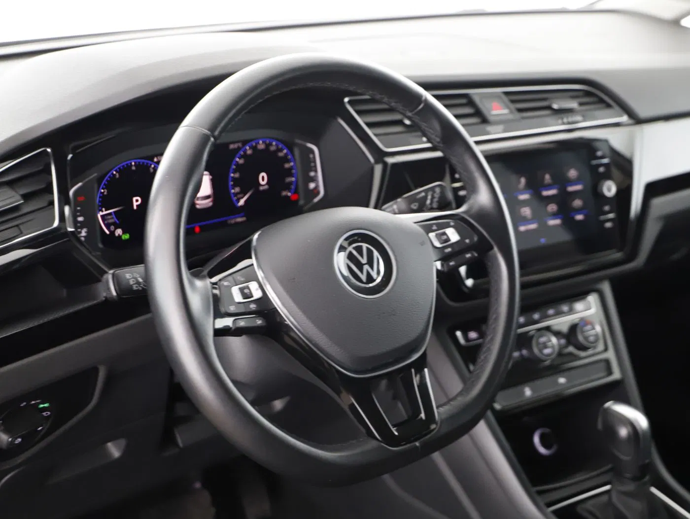 VW Touran 1.5 TSI | Bild 12 von 24