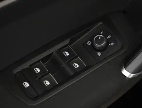 VW Touran 1.5 TSI | Thumbnail 8 von 24
