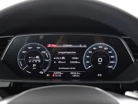 Audi e-tron 55 quattro business | Thumbnail 12 von 25