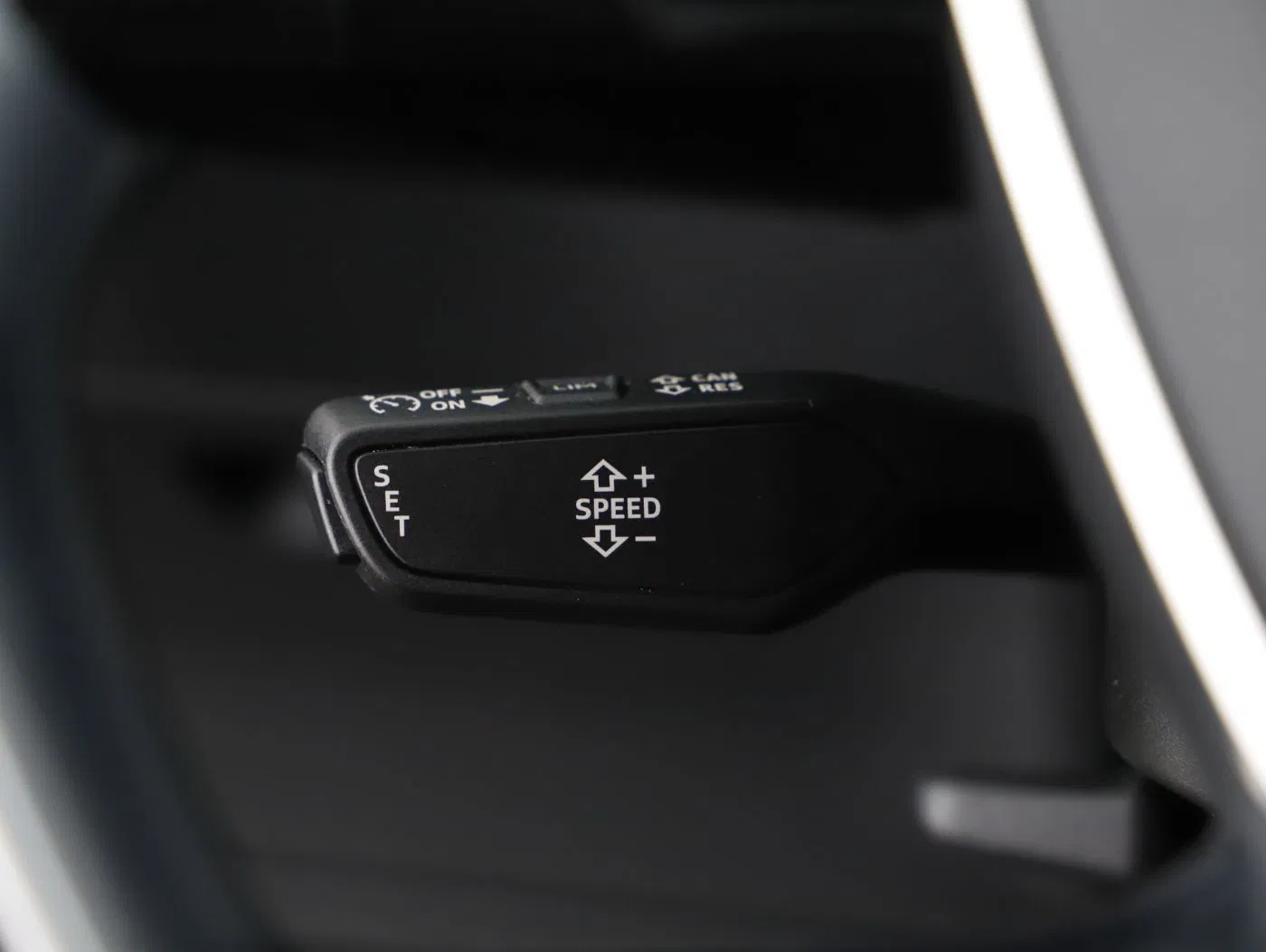 Audi e-tron 55 quattro business | Bild 14 von 25