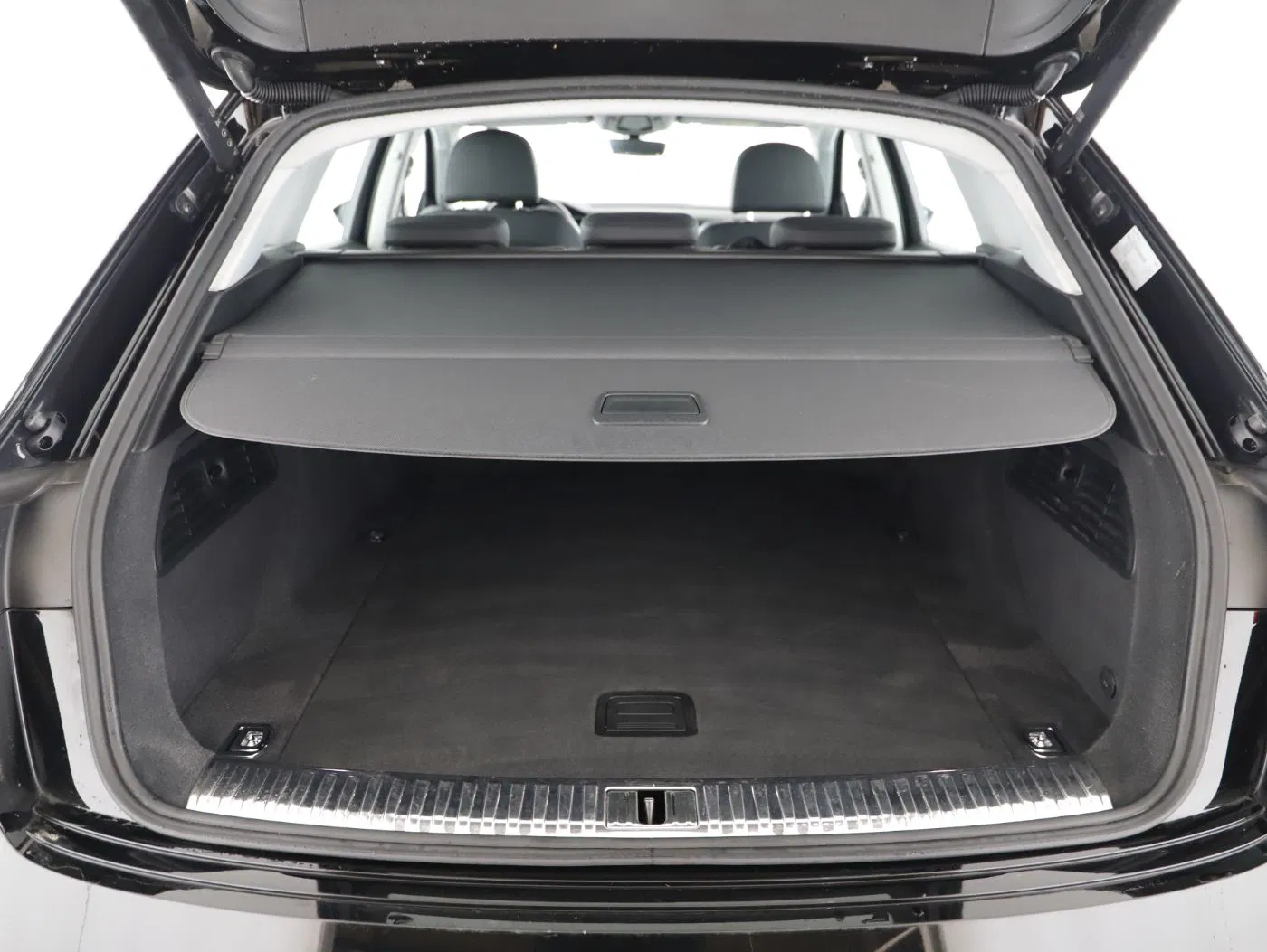 Audi e-tron 55 quattro business | Bild 21 von 25
