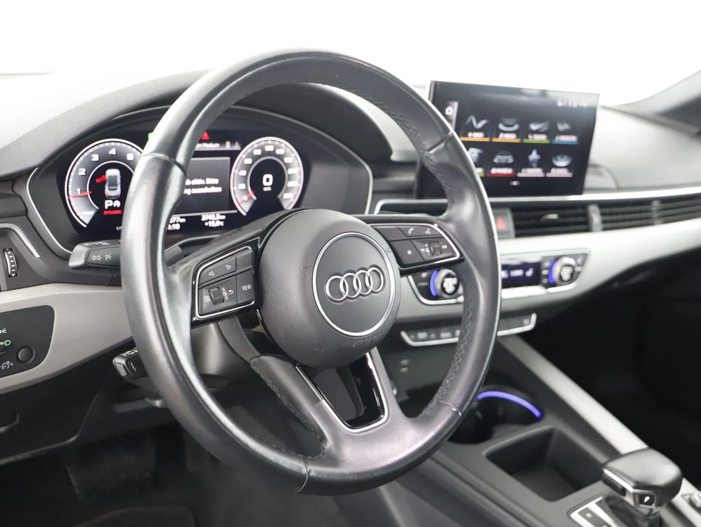 Audi A5 Cabrio 40 TFSI mHEV | Bild 12 von 25