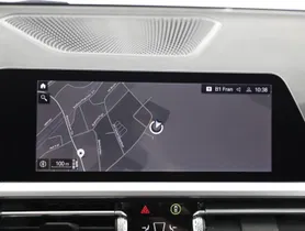 BMW 330e xDrive Touring Advantage | Thumbnail 16 von 24