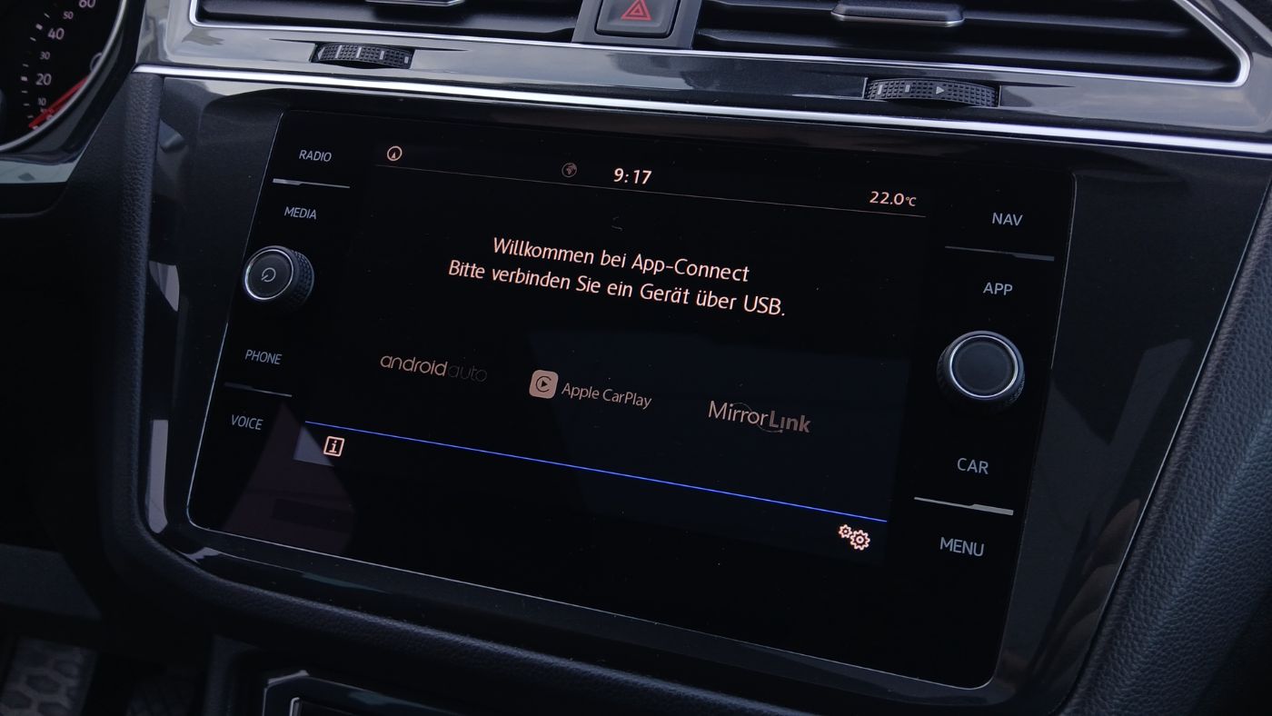 VW Tiguan 1.5 TSI BMT Comfortline | Bild 16 von 25