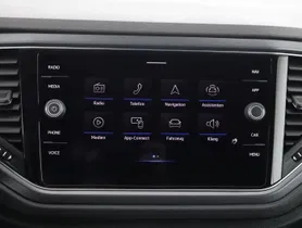VW T-Roc Cabrio TSI | Thumbnail 17 von 24