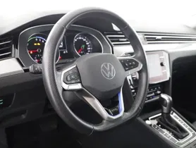 VW Passat Variant 1.4 TSI GTE | Thumbnail 10 von 23