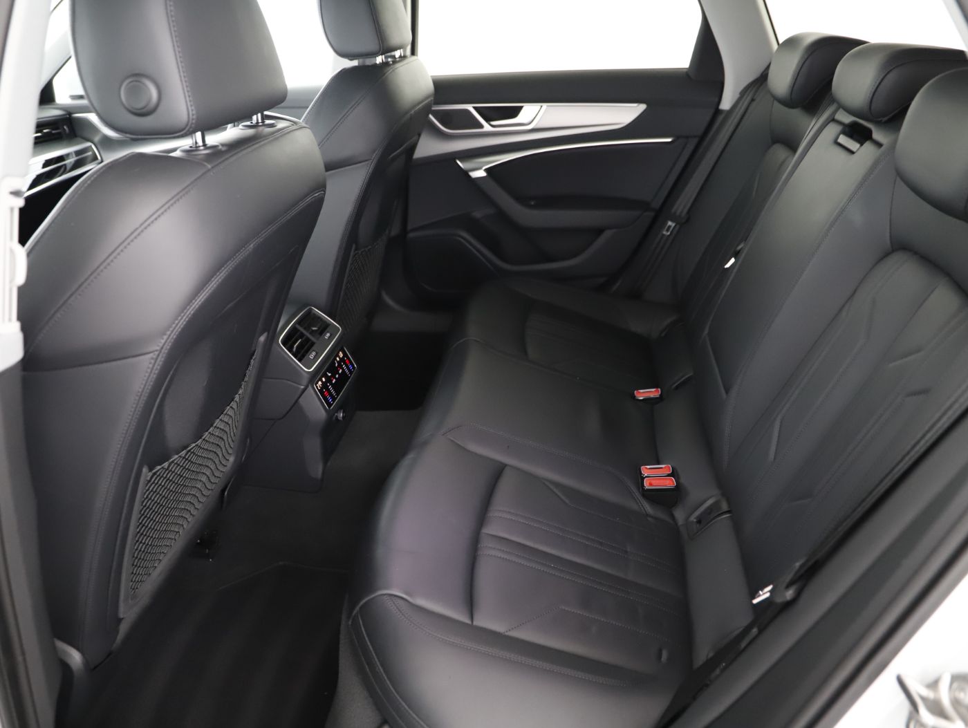 Audi A6 Avant 40 2.0 TDI qu. sport | Bild 8 von 20