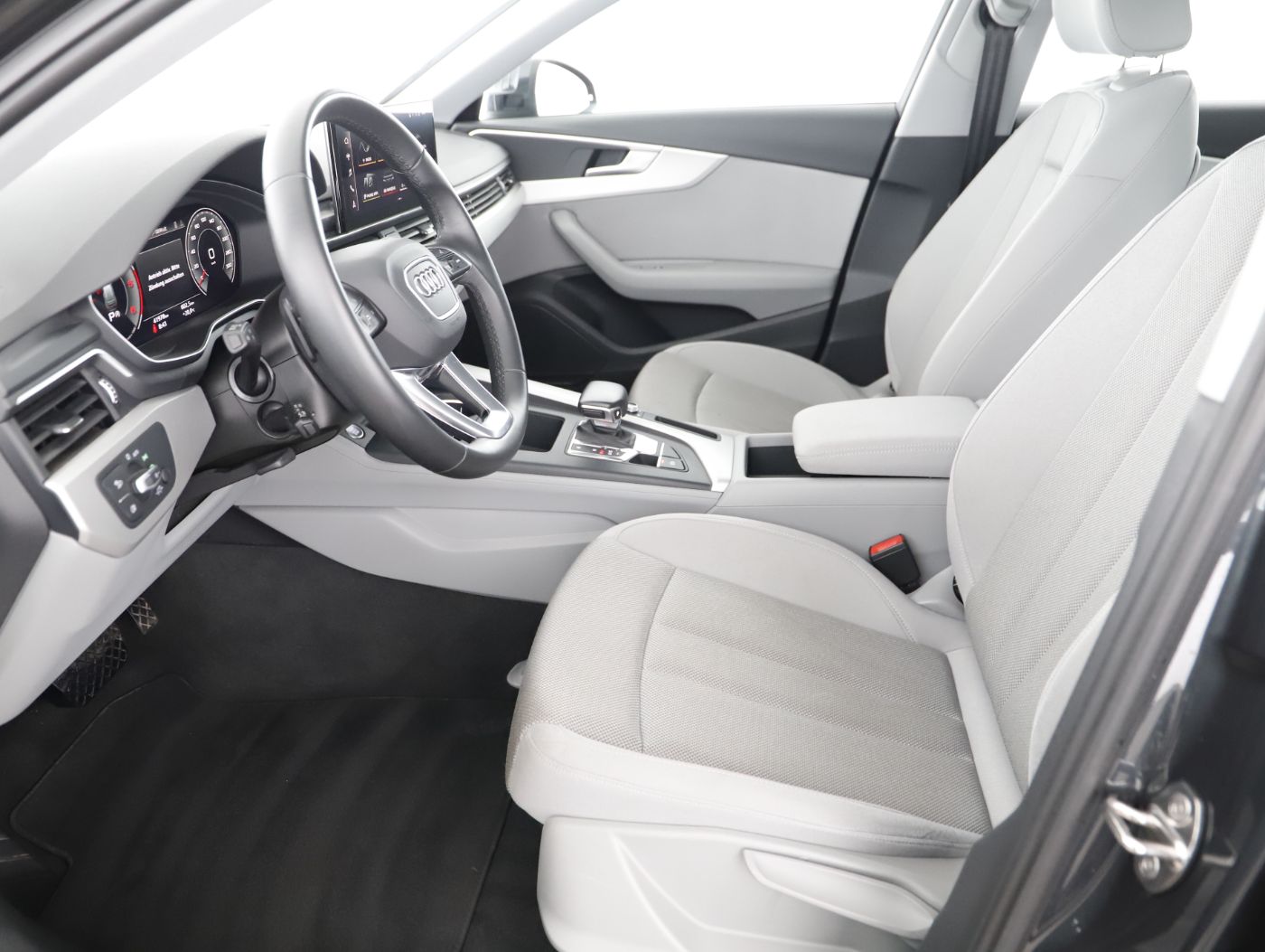 Audi A4 Avant 30 2.0 TDI advanced | Bild 9 von 28