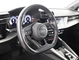 Audi A3 Sportback 35 2.0 TDI S-Line | Thumbnail 10 von 24