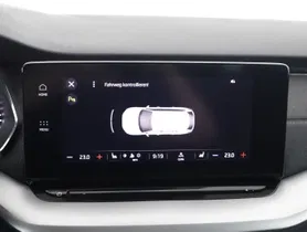 Skoda Octavia Combi 2.0 TDI Style | Thumbnail 15 von 24