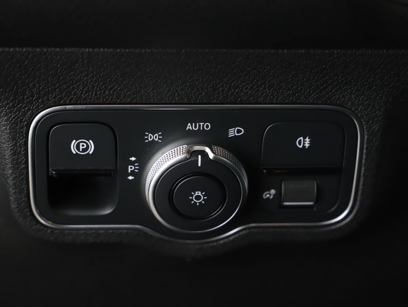 Mercedes-Benz EQB 250 Progressive | Bild 9 von 26