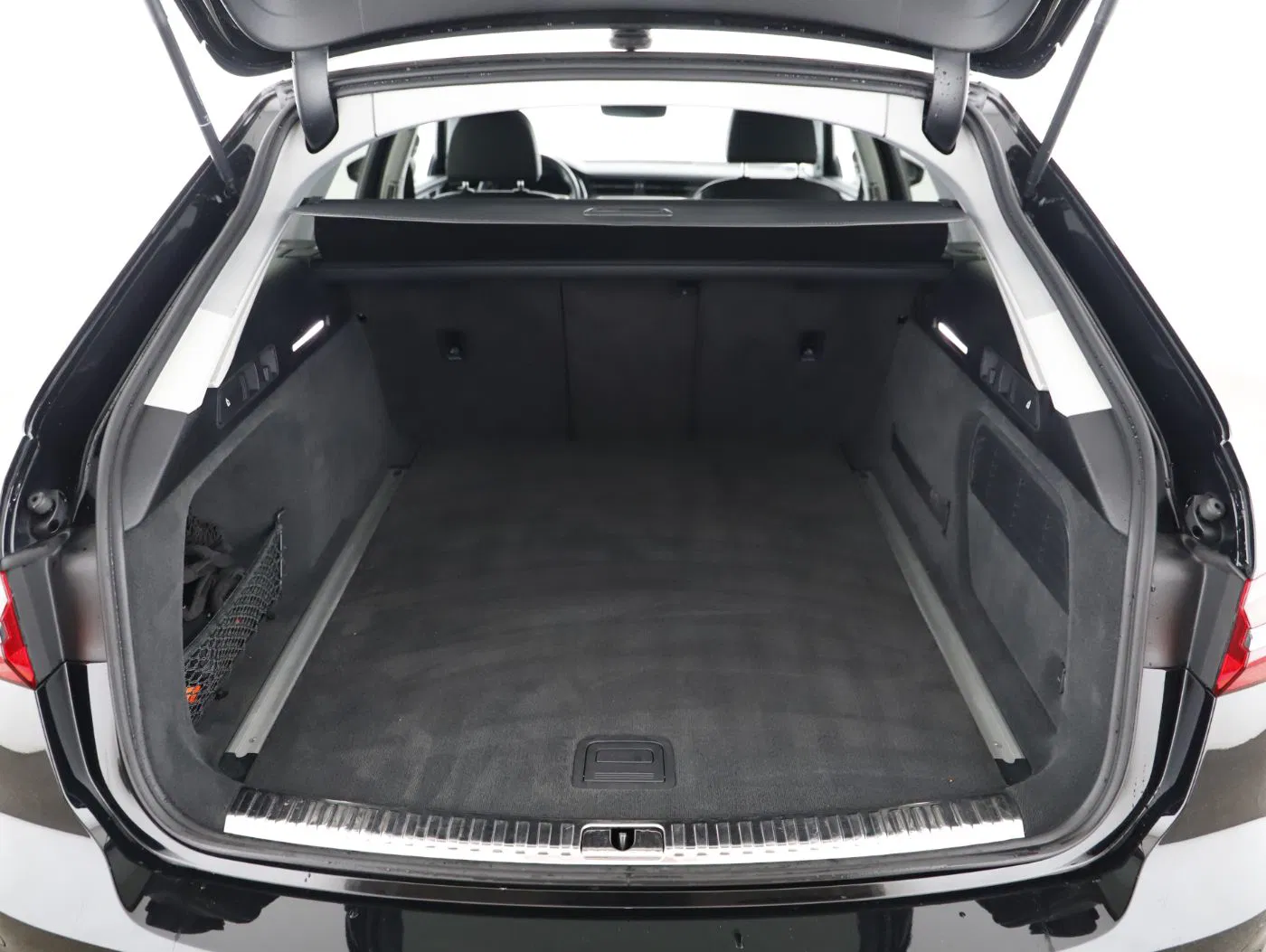 Audi A6 Avant 35 TDI design | Bild 23 von 25